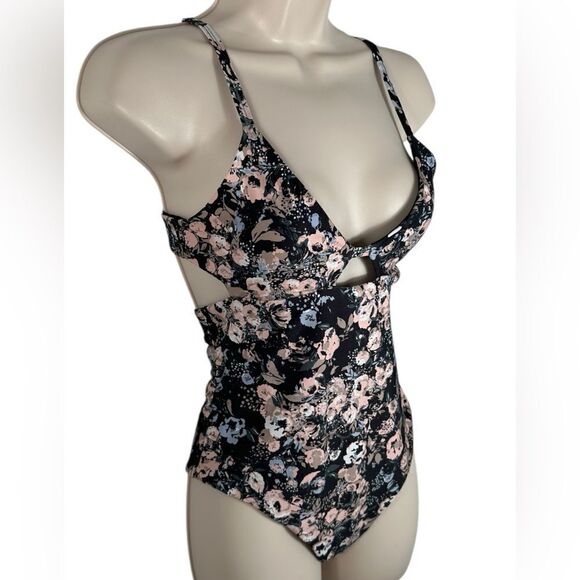 Tavik Swimwear Black Floral Adrian Moderate Coverage One Piece Swimsuit - Picture 6 of 12